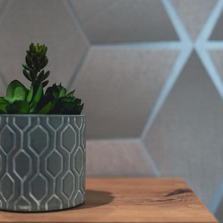 Apartament Przy Baszcie - Z Prywatnym Parkingiem W Centrum - By Spaceapart Jelenia Góra Zewnętrze zdjęcie
