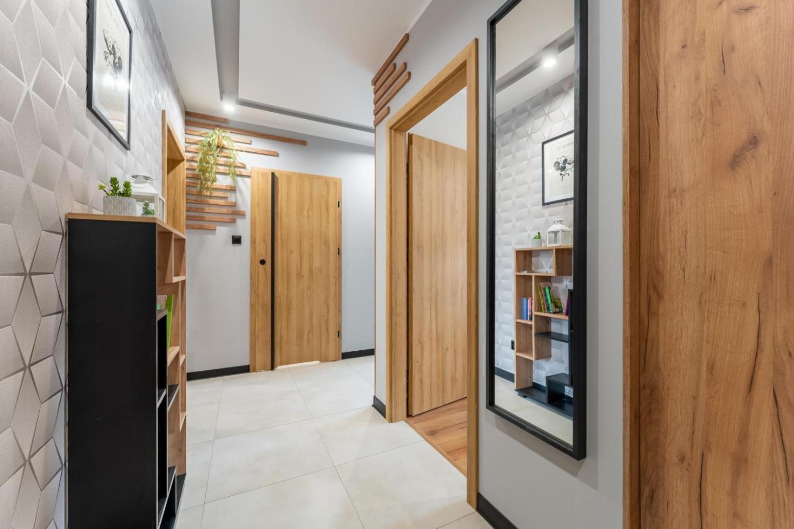 Apartament Przy Baszcie - Z Prywatnym Parkingiem W Centrum - By Spaceapart Jelenia Góra Zewnętrze zdjęcie