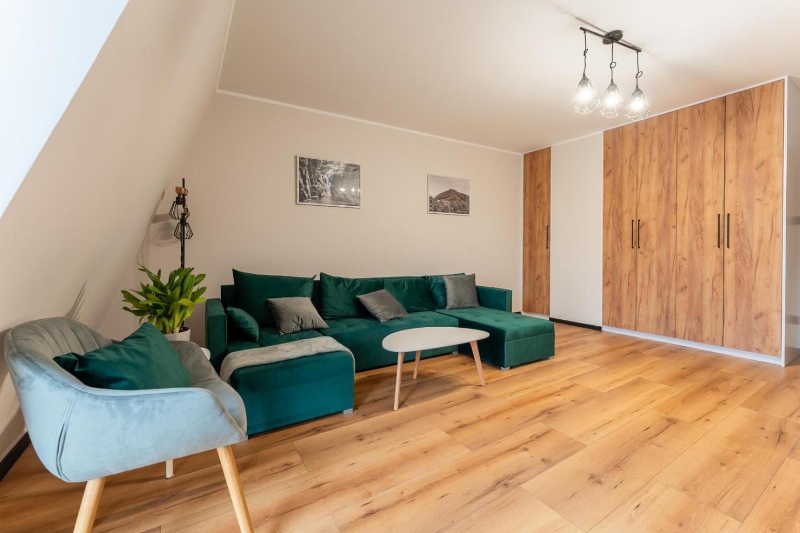 Apartament Przy Baszcie - Z Prywatnym Parkingiem W Centrum - By Spaceapart Jelenia Góra Zewnętrze zdjęcie